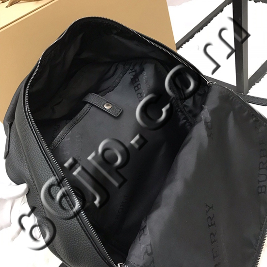 バーバリーバッグ着用イメージ